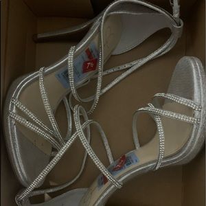 Jessica Simpson heels size 7.5